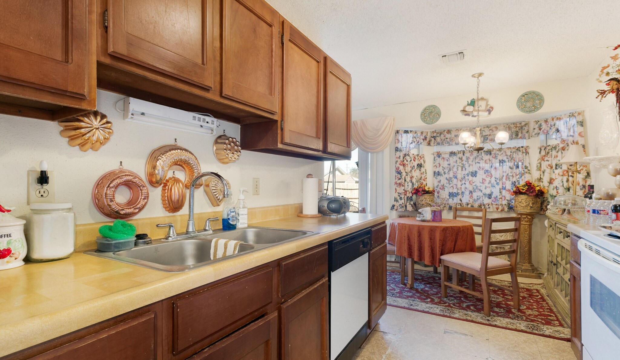 Building Photo - 5207 Tom Stafford Dr