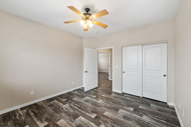 Building Photo - 13024 E Cancun St