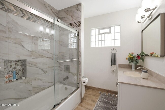 Building Photo - 2226 E Fairmount Ave