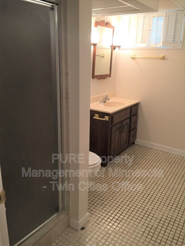 Building Photo - 506 Mariner Way