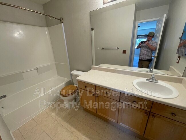 Building Photo - 451 Grey Swallow St