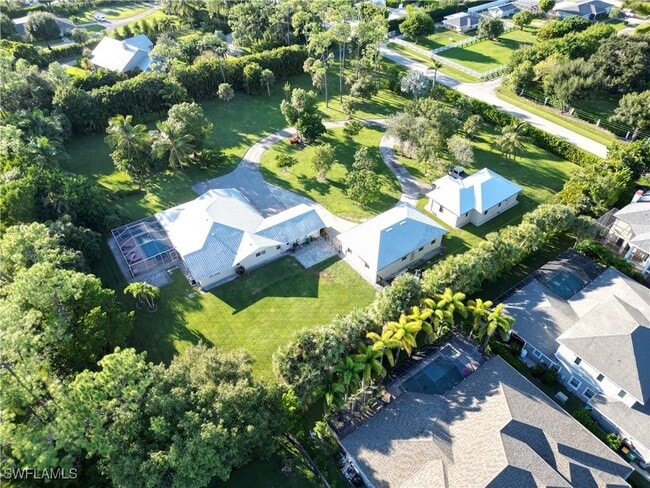 Building Photo - 2950 Coach House Ln