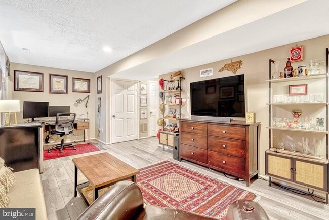 Building Photo - 10431 Todman Landing Ct