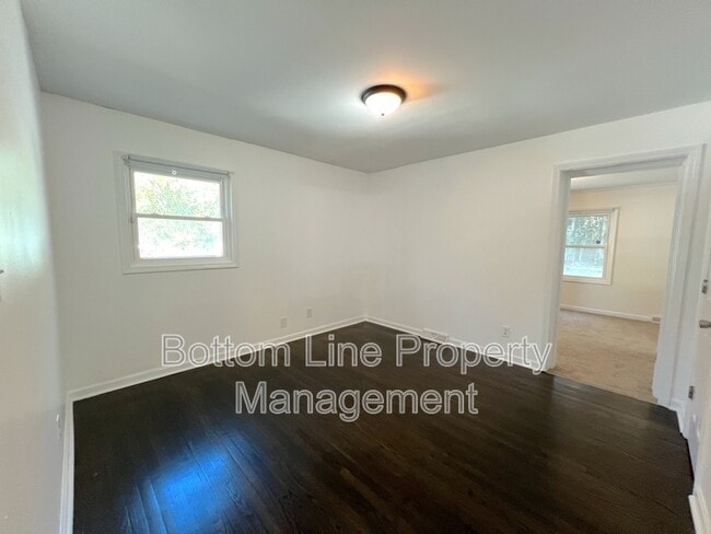 Building Photo - 2607 Dantrey Pl