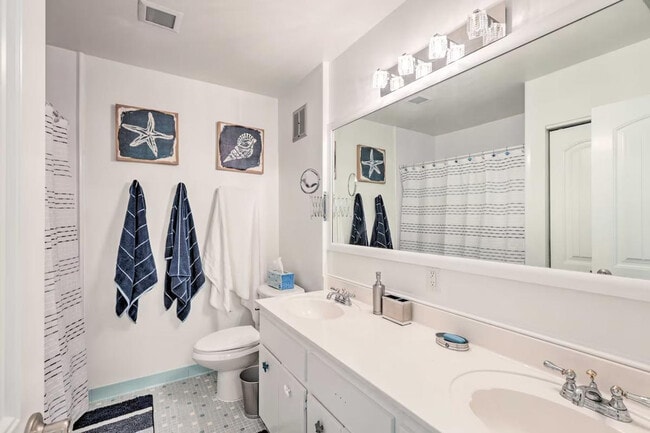 Building Photo - 4454 S Atlantic Ave