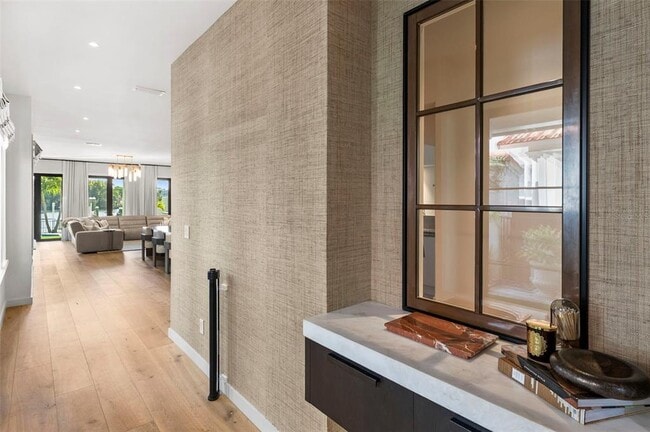 Building Photo - 1123 Abbeys Way