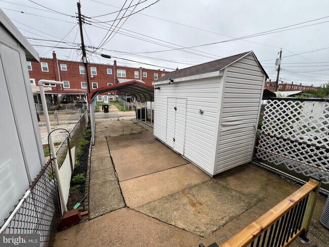 Building Photo - 8104 Mid Haven Rd