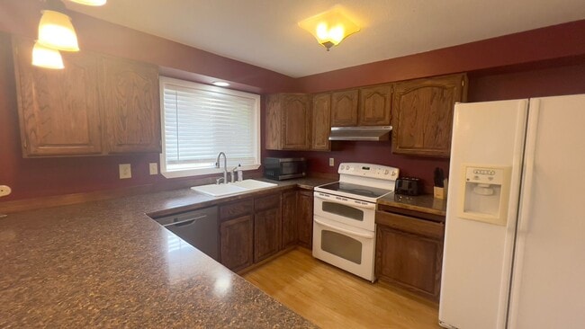 Building Photo - 91692 Smith Lake Rd