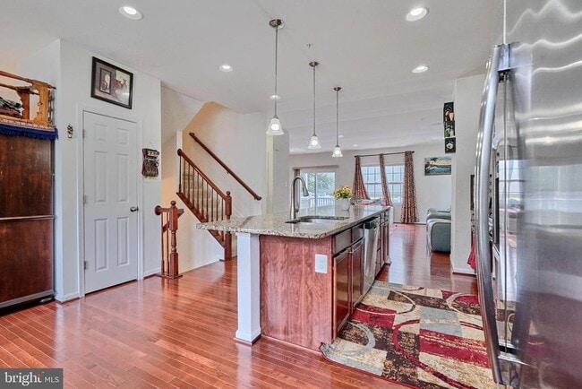 Building Photo - 7863 River Rock Way