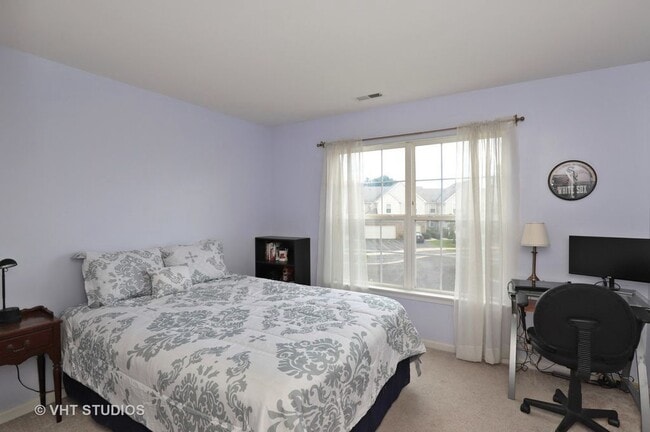 Building Photo - 1382 Redbridge Ct
