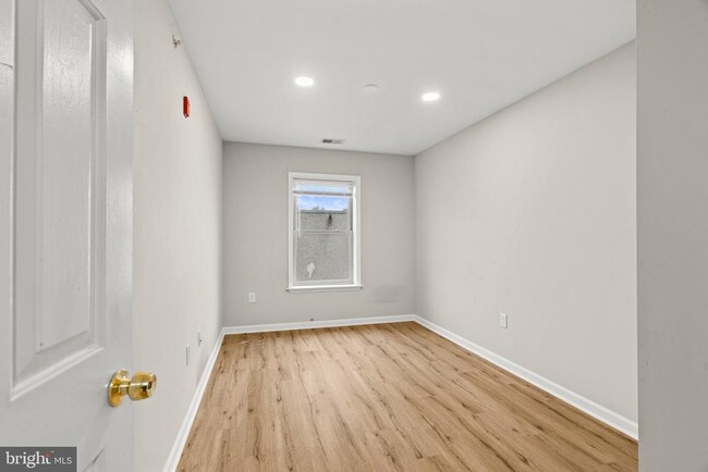 Building Photo - 1709 Cecil B. Moore Ave