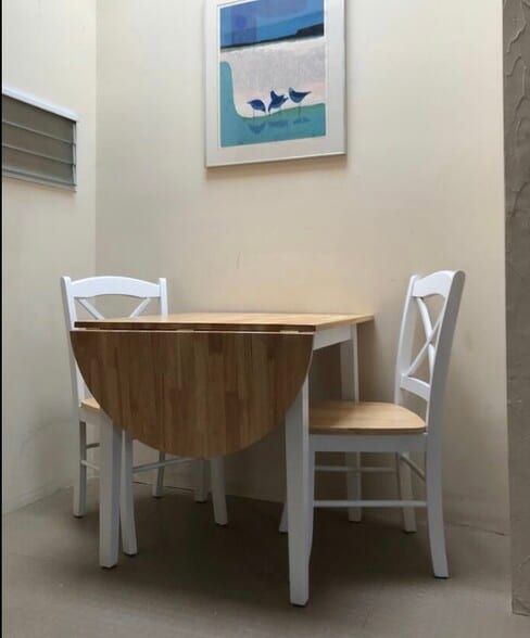 Skylight office/dining - 3313 N Clark St