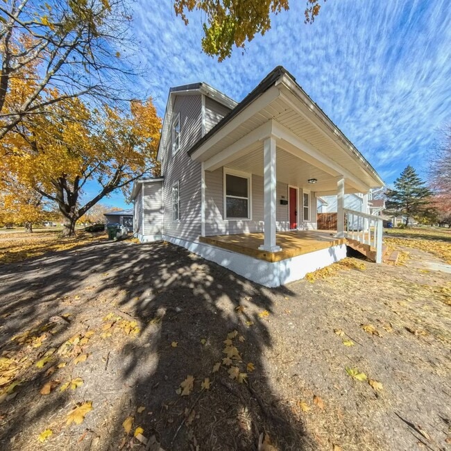 Building Photo - Newly remodeled 3 bedroom 1 bathroom home-Located in Jefferson