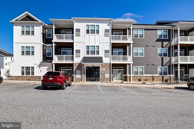 Building Photo - 110 Sienna Dr