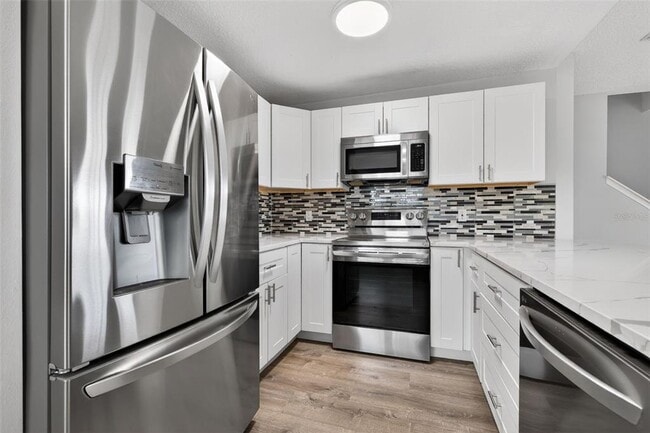 Building Photo - 4362 Tyler Cir N