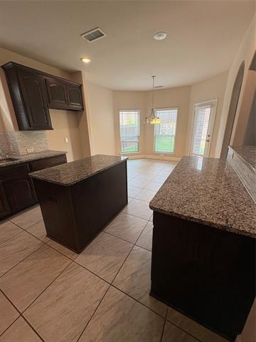 Building Photo - 1221 Hoyt Dr