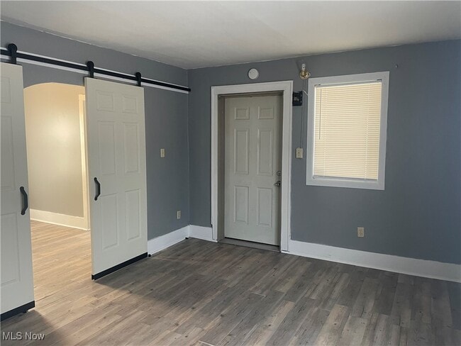 Building Photo - 1365 East Ave