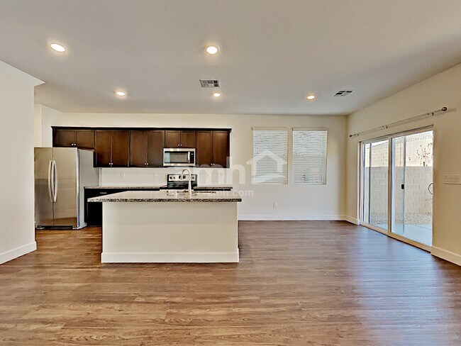 Building Photo - 8133 Inhibition Ct