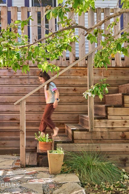 Building Photo - 5259 Aldama St