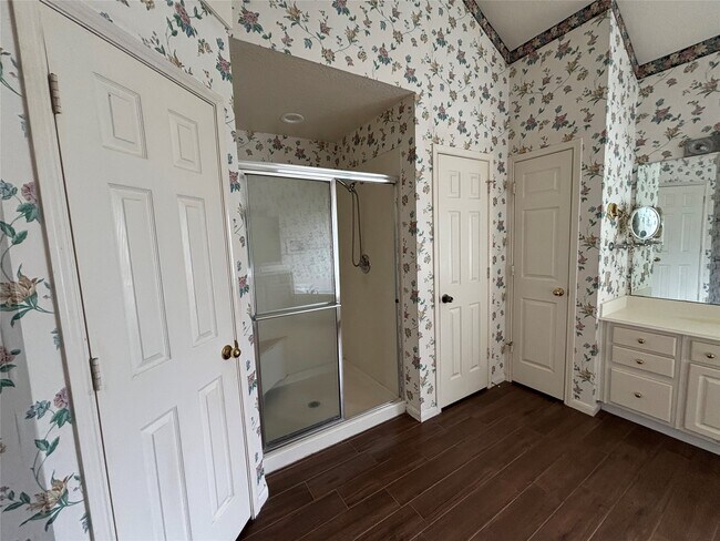 Building Photo - 12819 Reedwood Ridge Rd