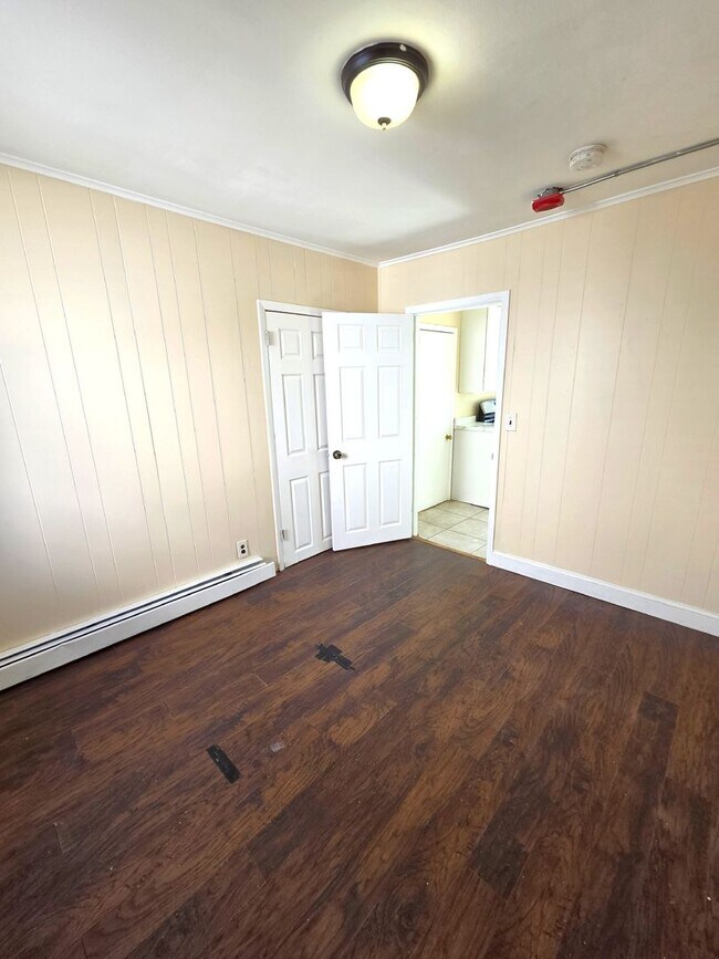 Building Photo - 184-186 Allston Street