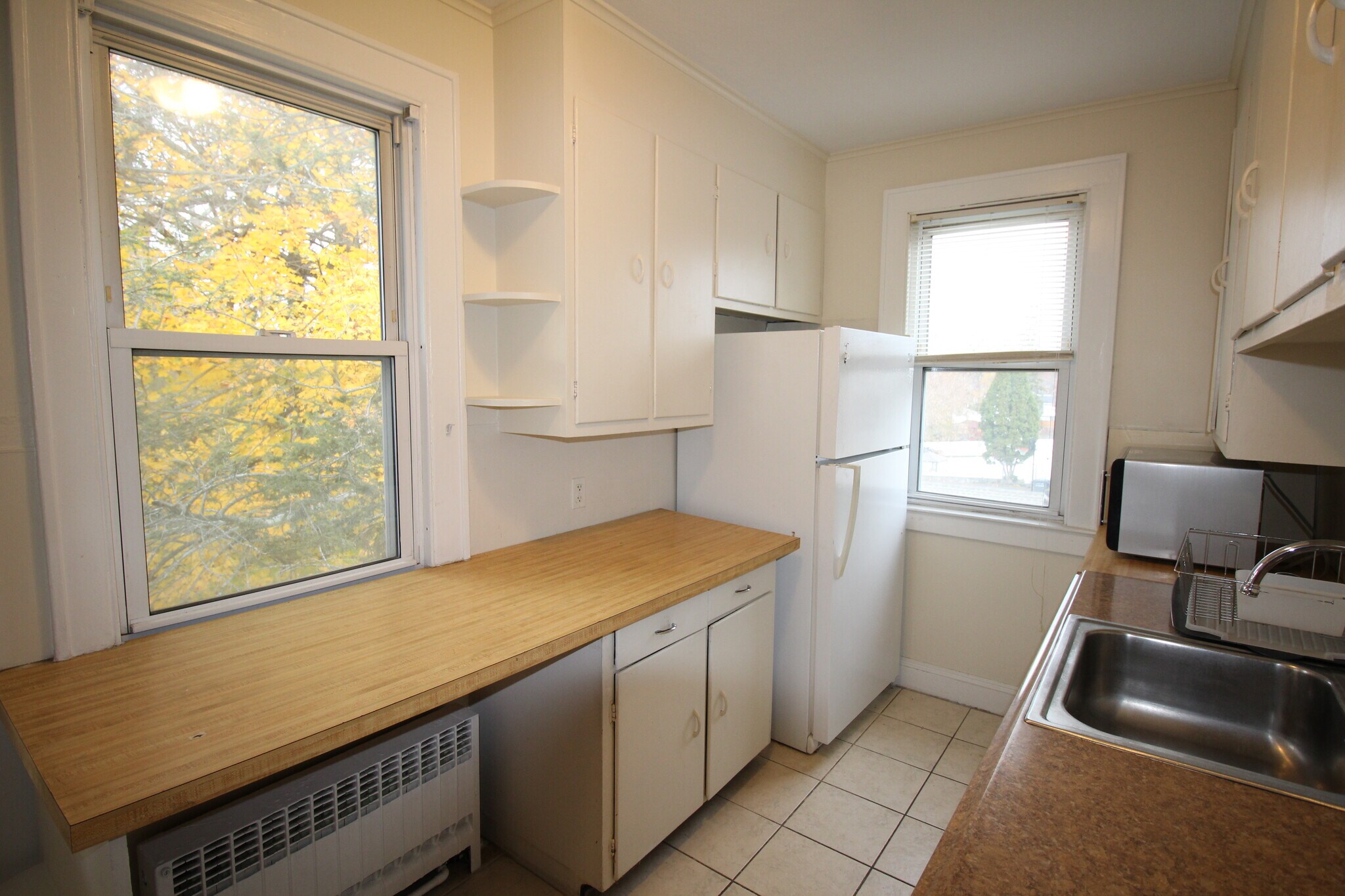 Building Photo - 411 Fairfield Ave