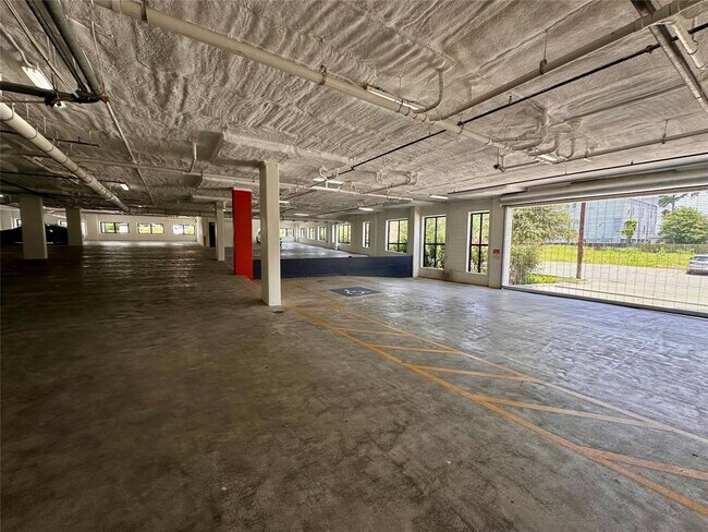 Building Photo - 1508 Blodgett St