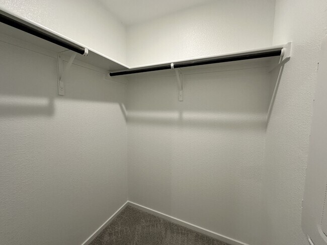 Building Photo - 833 Sandhill Crane Ln