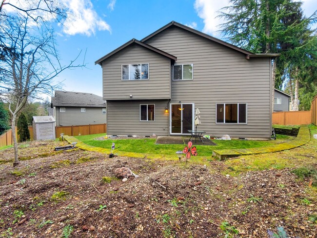 Building Photo - Convenient location near I-405 across from...
