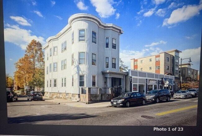 Building Photo - 163 Washington St