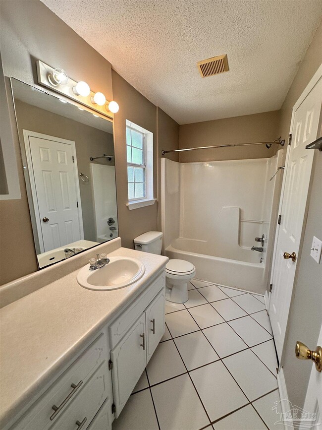 Building Photo - 5715 Cacica St