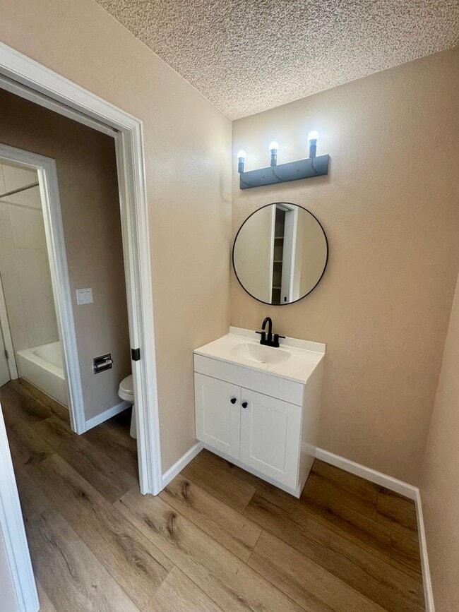Building Photo - 4 Bedroom Home in Village 7, Centrally Loc...
