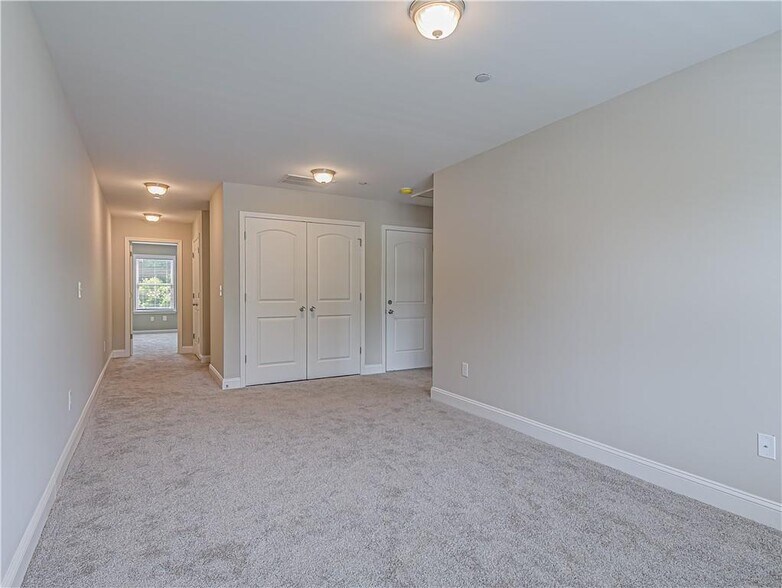Building Photo - 3390 Mount Zion Rd