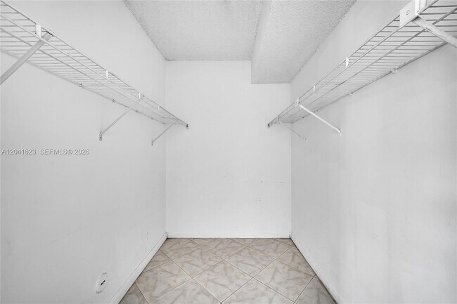 Building Photo - 755 NW 104th Ave