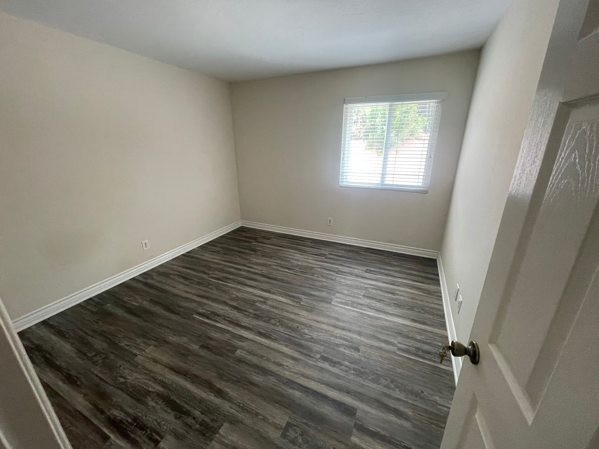 Building Photo - 378 Bay Leaf Dr