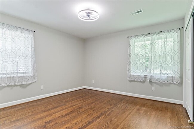 Building Photo - 20 Atkins Ln