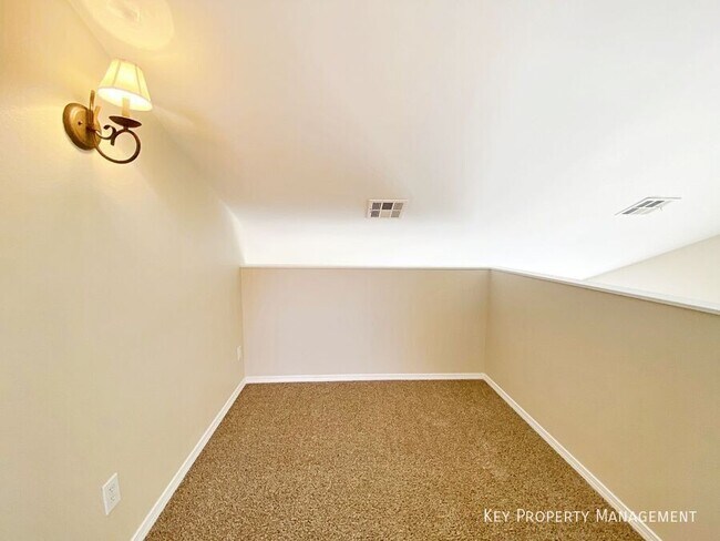 Building Photo - 50 Tidwell Ln