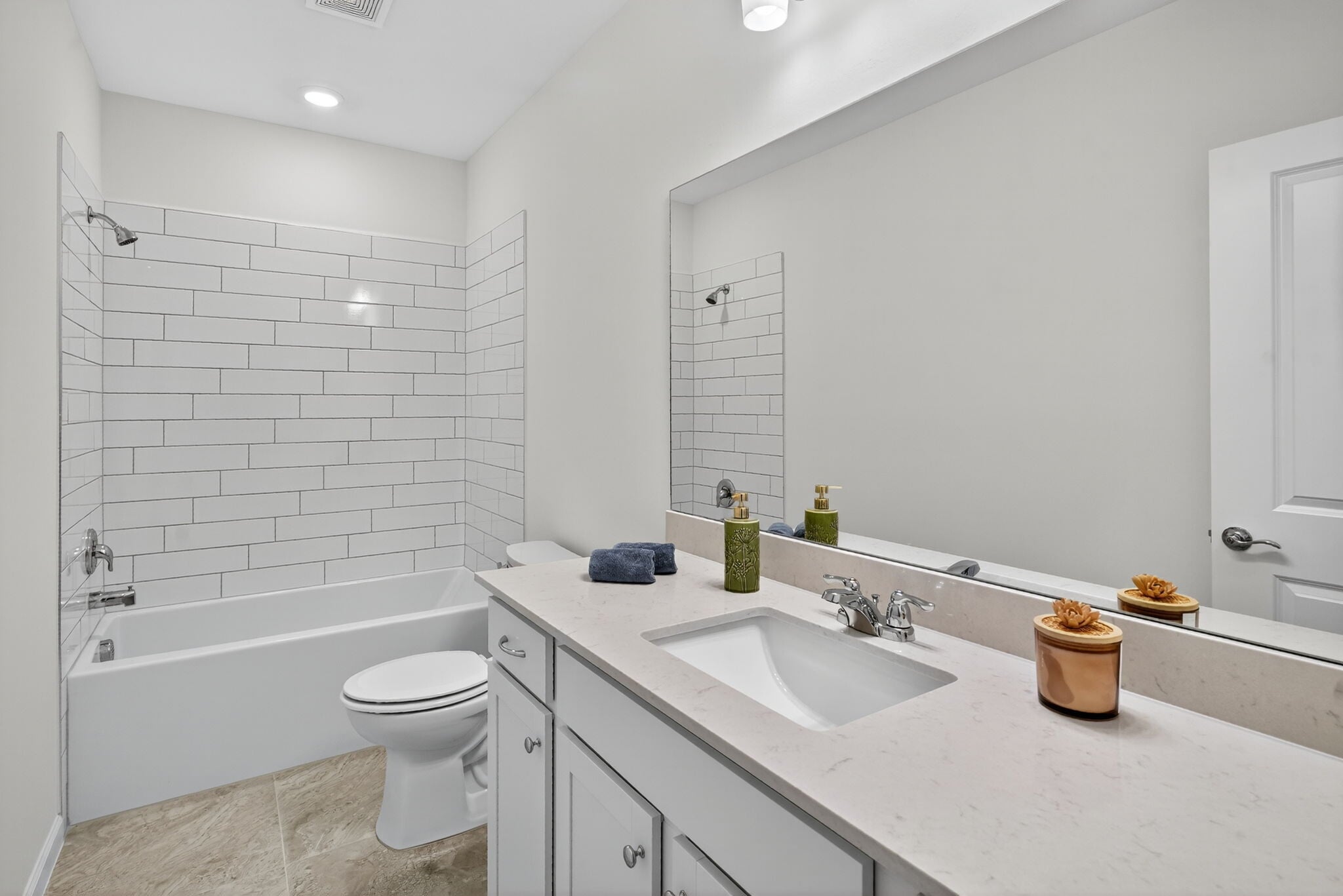 Building Photo - 27823 Solis Grande Dr