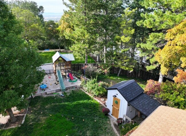 Building Photo - 4453 Fillmore Ave