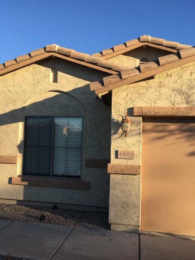Primary Photo - 44903 Gavilan Dr