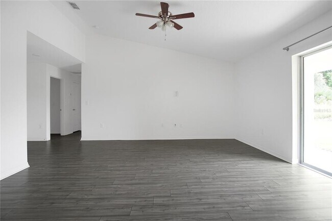 Building Photo - 1401 Kissimmee Ct