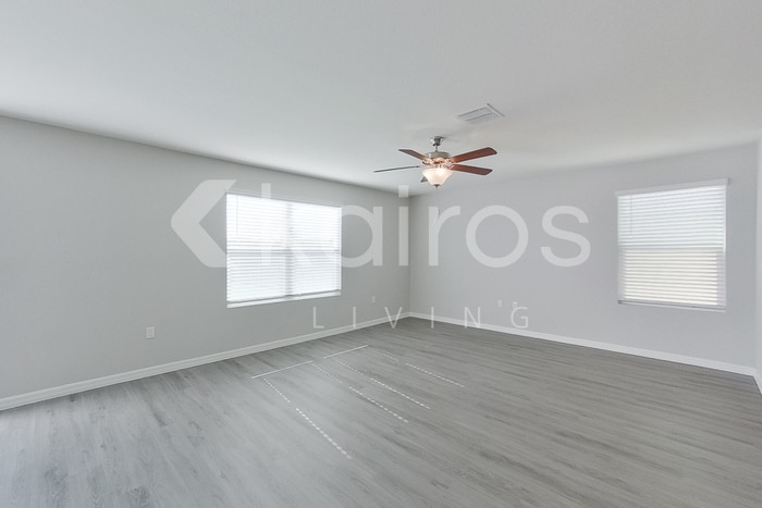 Building Photo - 8621 SW 43rd Ter