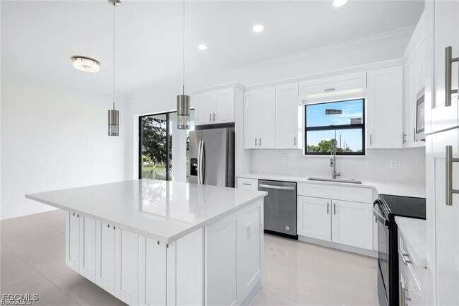 Building Photo - 3212 Vera Ct