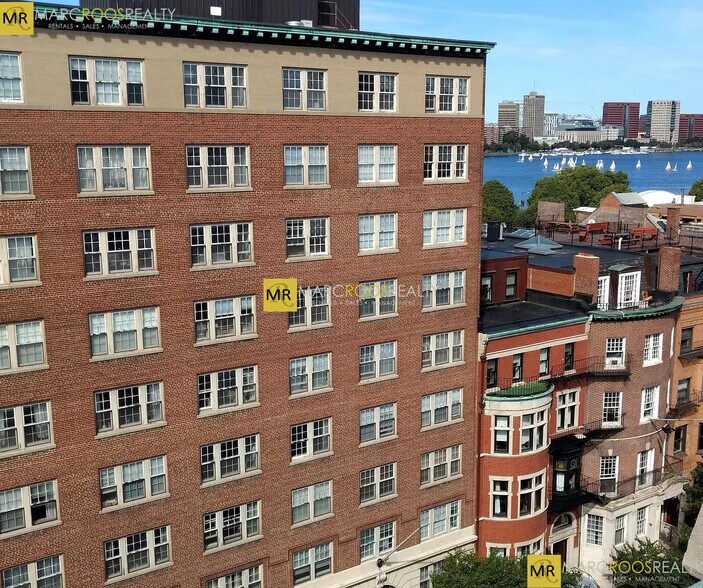 Building Photo - 534 Beacon St