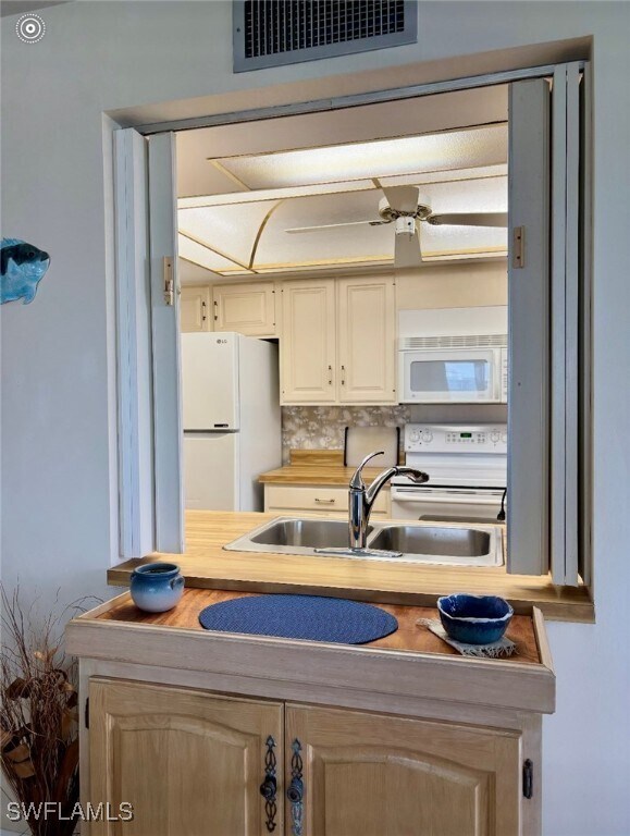 Building Photo - 15 Bluebill Ave