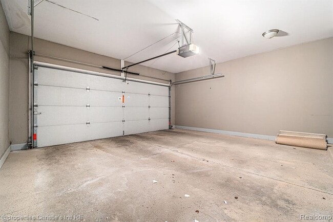 Building Photo - 1630 Normandy Rd