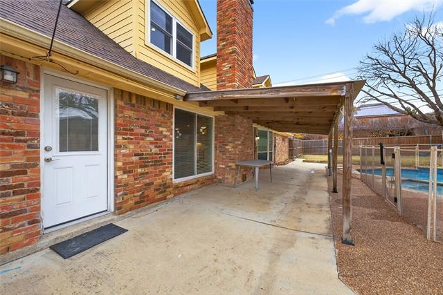 Building Photo - 2032 Briar Trail