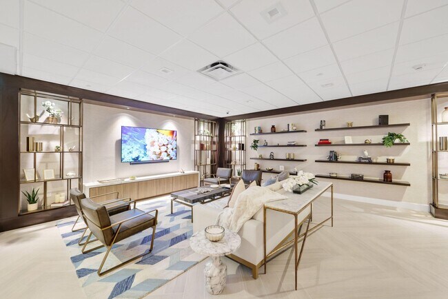 Building Photo - 500 SE Mizner Blvd