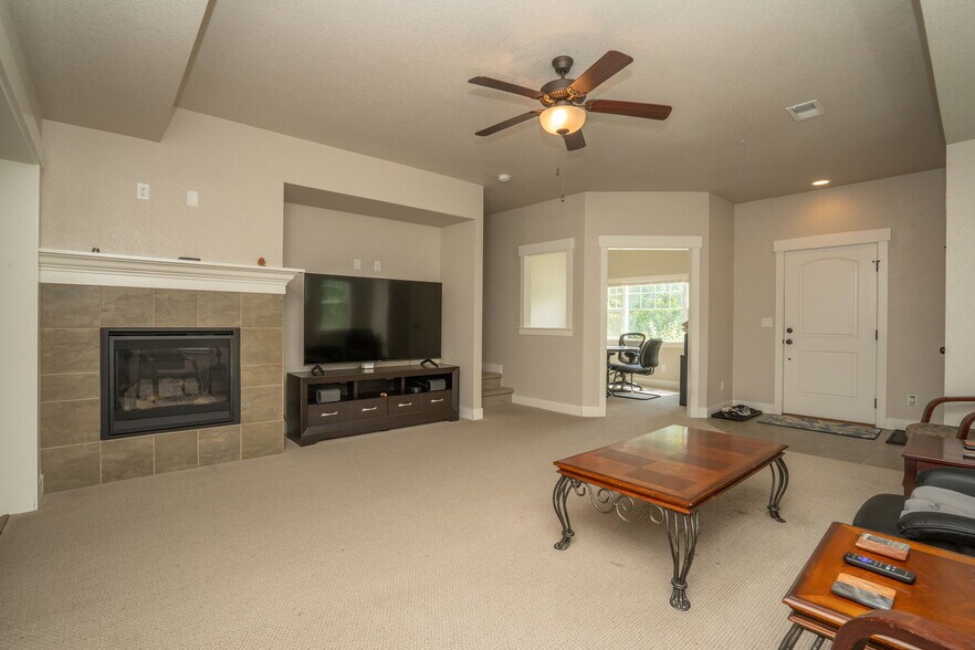 Building Photo - 4903 Northern Lights Dr