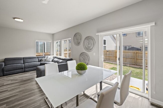 Building Photo - Beautiful 2 story home with 3 bedrooms in desirable Lorson Ranch Community.